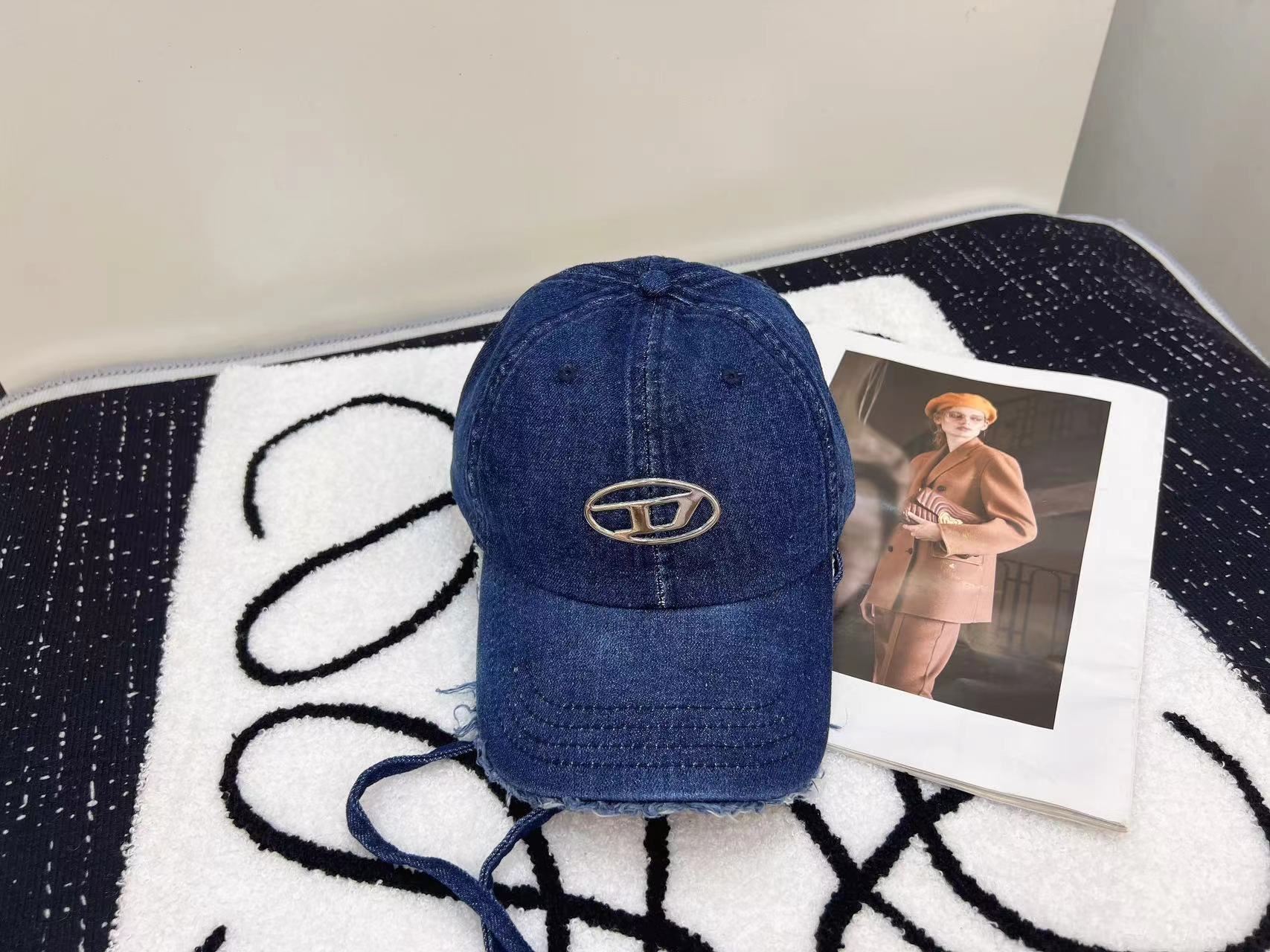 Christian Dior Caps